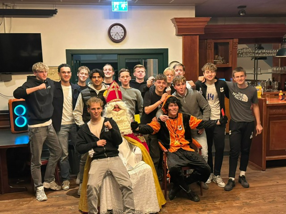 JO16 beleeft een heerlijk avondje