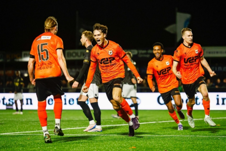 Daverende dinsdag: Katwijk bekert door