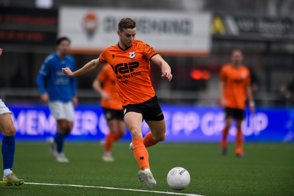 Katwijk speelt oefenwedstrijd tegen Jong FC Twente / Heracles