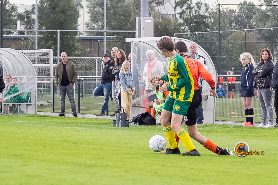 8-9-2018 Katwijk JO15-2 _ Voorschoten'97 JO15-3